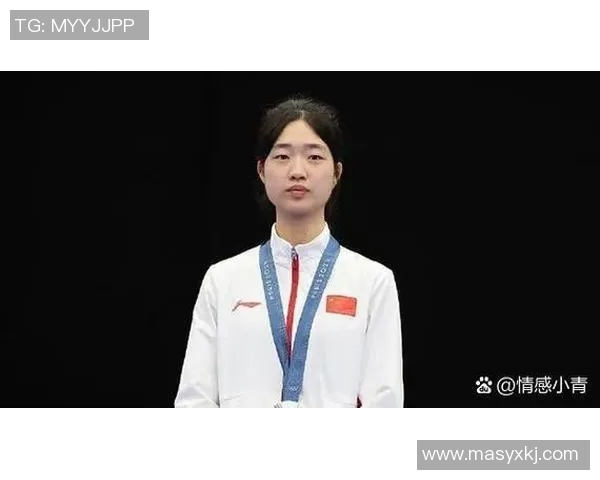 杨军专访回顾足球生涯的辉煌与挑战与未来展望