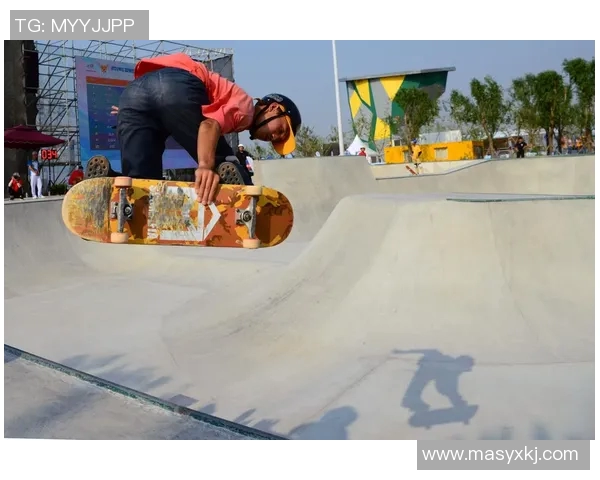 武汉滑板队在极限运动世界杯积分榜中以65分领跑展现卓越实力